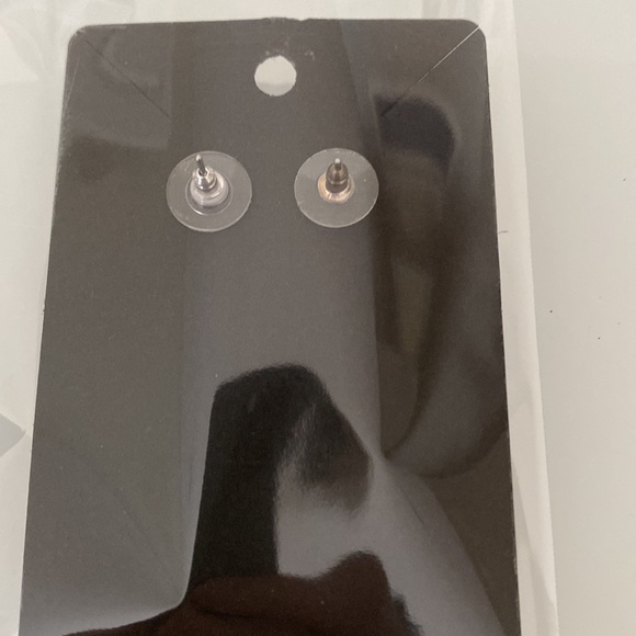 Vivah Crystal Earrings - Picture 6 of 6